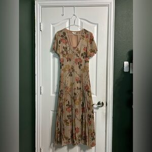 Floral Print Dress in Beige